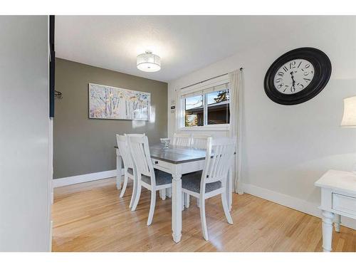 160 Havenhurst Crescent Sw, Calgary, AB - Indoor Photo Showing Dining Room