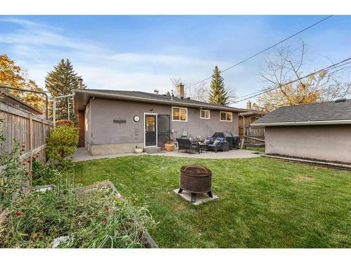 160 Havenhurst Crescent Sw, Calgary, AB - Outdoor