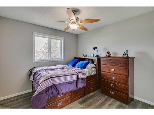 145 Arbour Crest Heights Nw, Calgary, AB - Indoor Photo Showing Bedroom