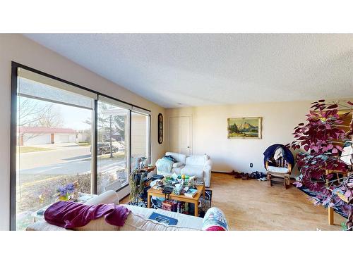 103 Slade Drive, Nanton, AB - Indoor