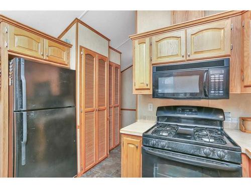 122-32379 Range Road 55, Rural Mountain View County, AB - Indoor Photo Showing Kitchen