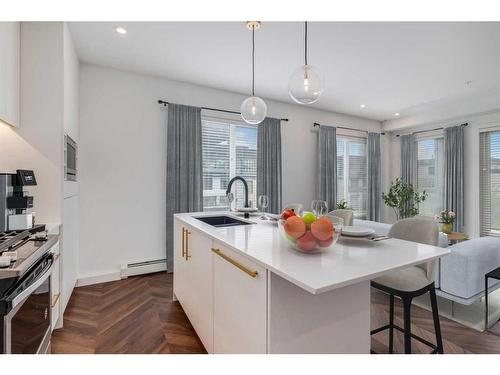 316-4275 Norford Avenue Nw, Calgary, AB - Indoor Photo Showing Kitchen With Upgraded Kitchen