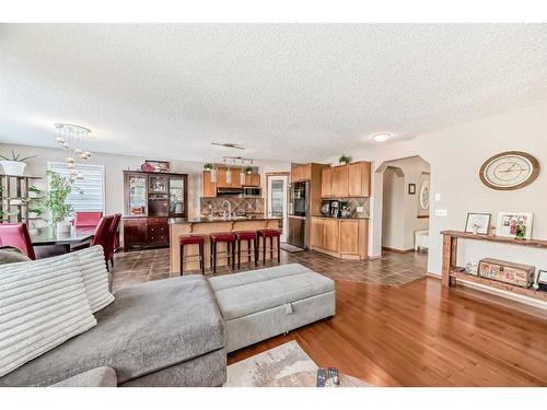 1044 Kincora Drive Nw, Calgary, AB - Indoor Photo Showing Living Room