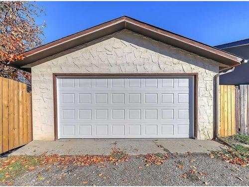 427 Cedarpark Drive Sw, Calgary, AB - Outdoor With Exterior