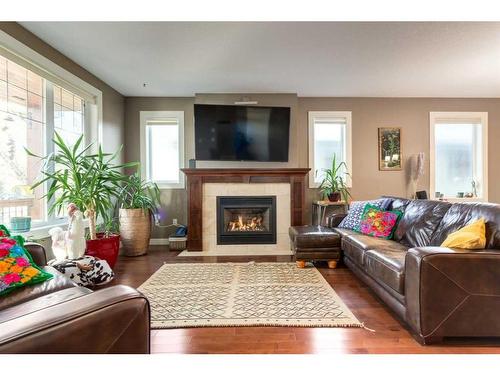 6616 Bowness Road Nw, Calgary, AB - Indoor Photo Showing Living Room With Fireplace