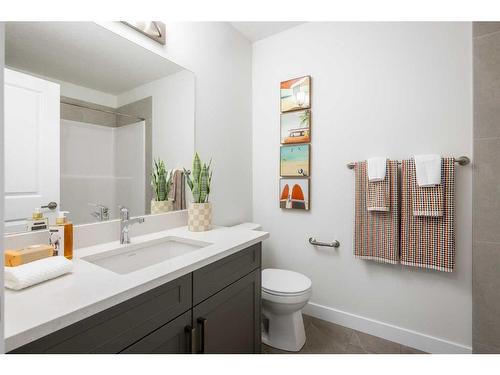 136 Sora Terrace Se, Calgary, AB - Indoor Photo Showing Bathroom