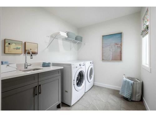 136 Sora Terrace Se, Calgary, AB - Indoor Photo Showing Laundry Room