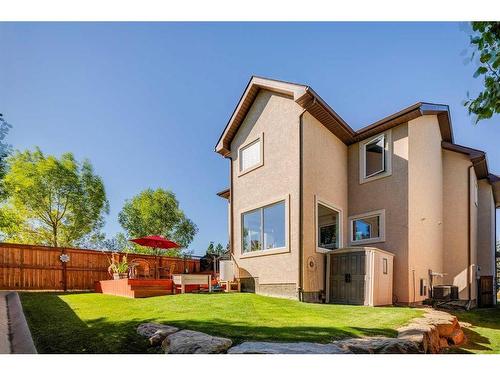 122 Cranridge Heights Se, Calgary, AB - Outdoor