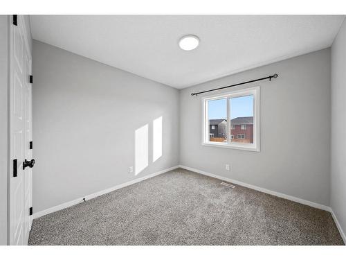 170 Dawson Harbour Rise, Chestermere, AB - Indoor Photo Showing Other Room