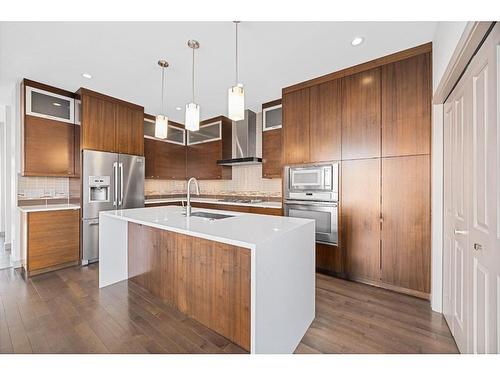 1503 37 Avenue Sw, Calgary, AB - Indoor Photo Showing Kitchen With Stainless Steel Kitchen