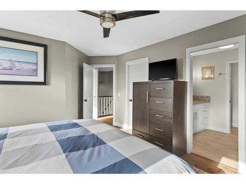 209 Hidden Creek Road Nw, Calgary, AB - Indoor Photo Showing Bedroom