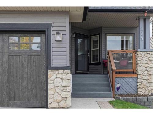 209 Hidden Creek Road Nw, Calgary, AB - Outdoor