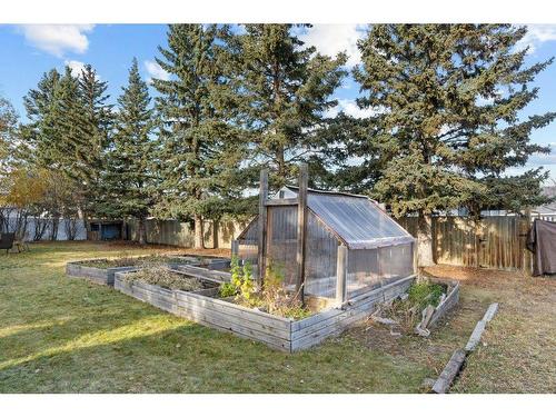 302 Royal Avenue Nw, Diamond Valley, AB - Outdoor