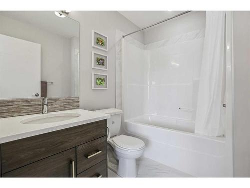 416 Nolan Hill Boulevard Nw, Calgary, AB - Indoor Photo Showing Bathroom