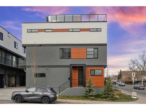 3398 8 Avenue Sw, Calgary, AB - Outdoor