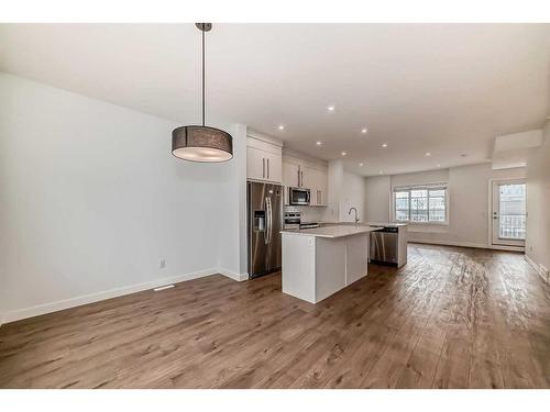 424-669 Savanna Boulevard Ne, Calgary, AB - Indoor Photo Showing Kitchen