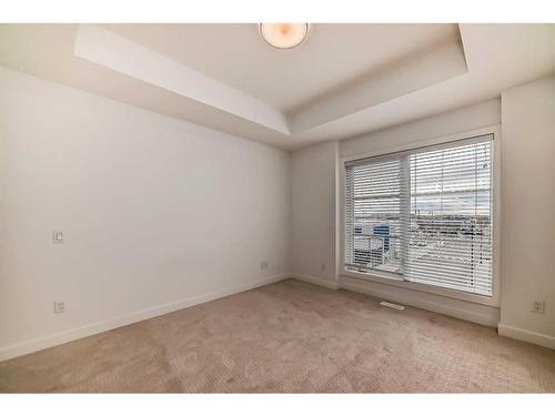 424-669 Savanna Boulevard Ne, Calgary, AB - Indoor Photo Showing Other Room