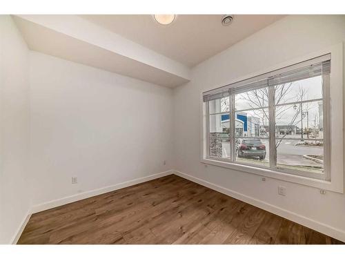 424-669 Savanna Boulevard Ne, Calgary, AB - Indoor Photo Showing Other Room