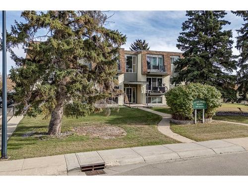 5617 60 Avenue, Red Deer, AB - Outdoor