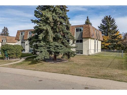 5617 60 Avenue, Red Deer, AB - Outdoor