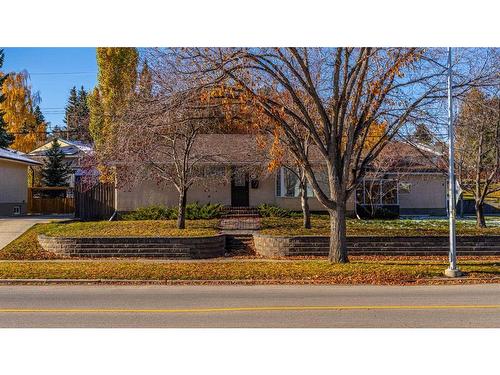 219 Northmount Drive Nw, Calgary, AB - Outdoor With View