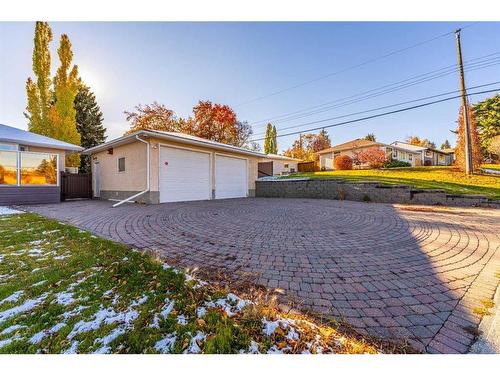 219 Northmount Drive Nw, Calgary, AB - Outdoor