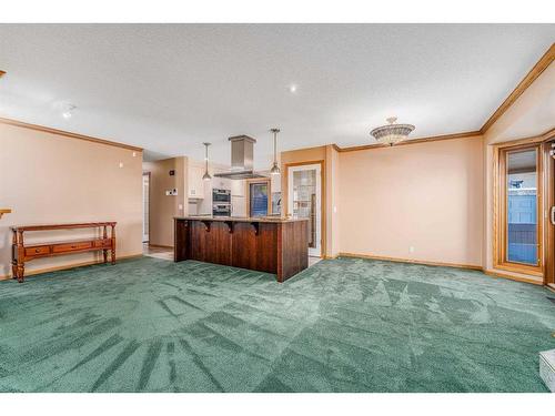 219 Northmount Drive Nw, Calgary, AB - Indoor Photo Showing Other Room