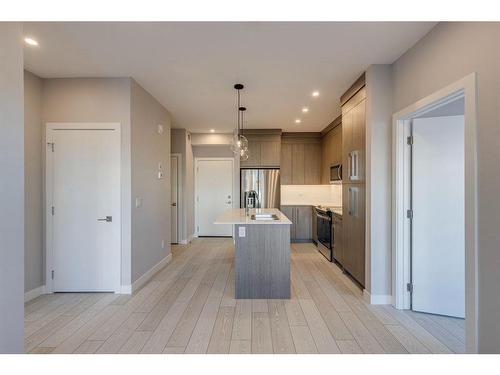 1120-395 Skyview Parkway Ne, Calgary, AB - Indoor Photo Showing Kitchen