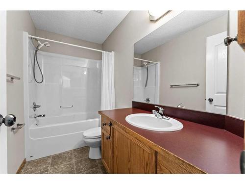 11899 Coventry Hills Way Ne, Calgary, AB - Indoor Photo Showing Bathroom