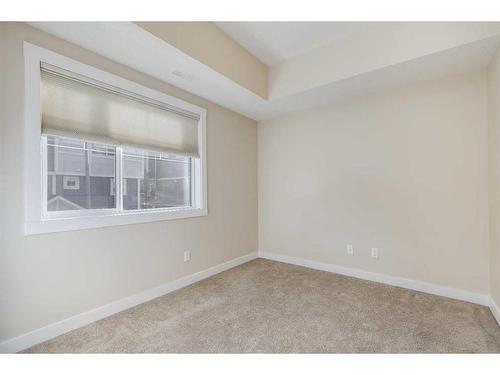 1204-1225 Kings Heights Way Se, Airdrie, AB - Indoor Photo Showing Other Room