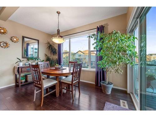 78 Brightonwoods Grove Se, Calgary, AB - Indoor Photo Showing Dining Room