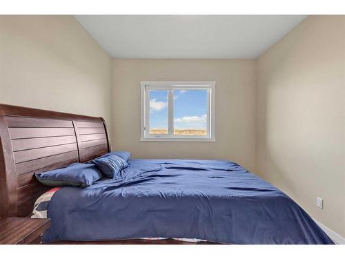 309-214 Sherwood Square Nw, Calgary, AB - Indoor Photo Showing Bedroom