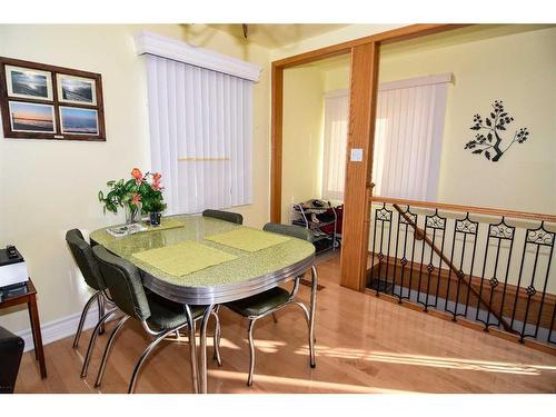 174068 Rr 214, Rural Vulcan County, AB - Indoor Photo Showing Dining Room