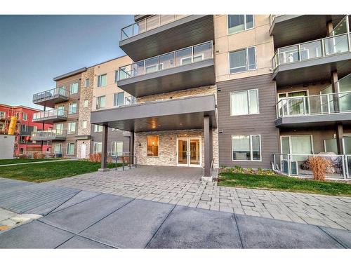 109-150 Shawnee Square Sw, Calgary, AB - Outdoor With Facade