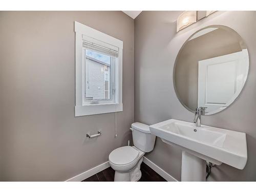 7 Skyview Point Link, Calgary, AB - Indoor Photo Showing Bathroom