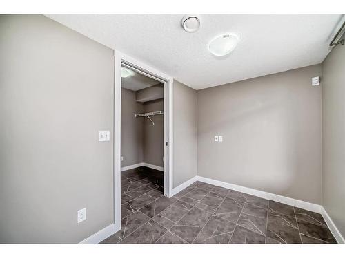 7 Skyview Point Link, Calgary, AB - Indoor Photo Showing Other Room