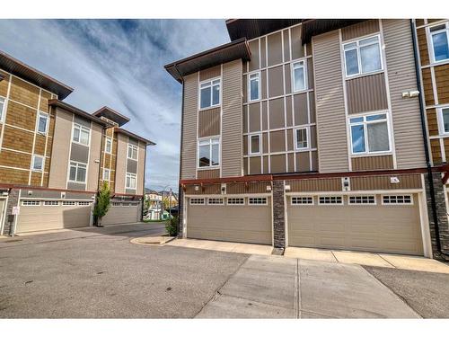 7 Skyview Point Link, Calgary, AB - Outdoor With Facade