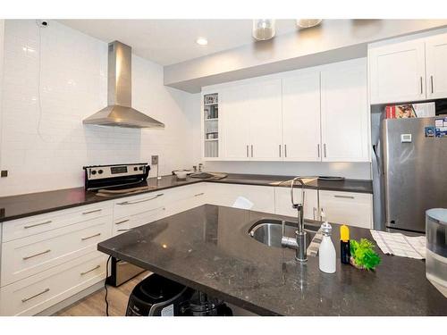 7429 & 7431 106 Street, Edmonton, AB - Indoor Photo Showing Kitchen With Upgraded Kitchen