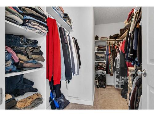 652 East Chestermere Drive, Chestermere, AB - Indoor With Storage