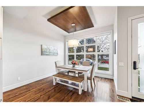 3327 44 Street Sw, Calgary, AB - Indoor Photo Showing Dining Room