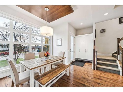 3327 44 Street Sw, Calgary, AB - Indoor Photo Showing Dining Room