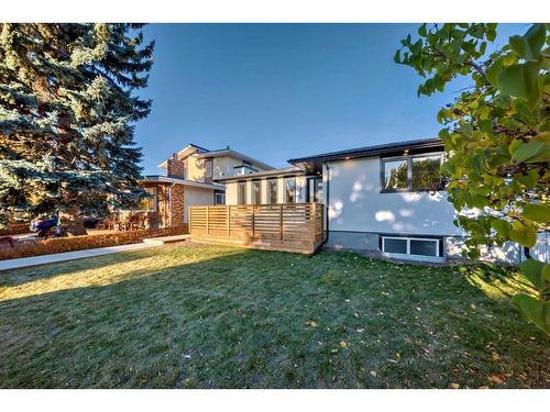 3315 Constable Place Nw, Calgary, AB - Outdoor