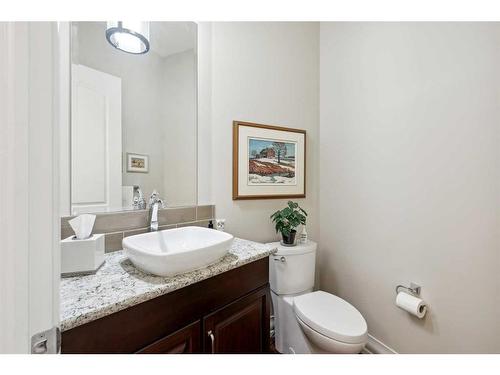 121 Spring Water Close, Heritage Pointe, AB - Indoor Photo Showing Bathroom