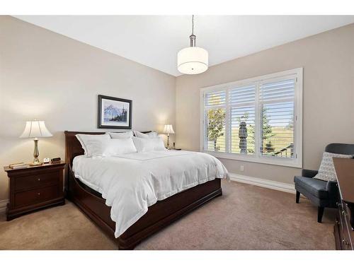 121 Spring Water Close, Heritage Pointe, AB - Indoor Photo Showing Bedroom