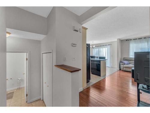 278 Bridleridge Way Sw, Calgary, AB - Indoor Photo Showing Other Room