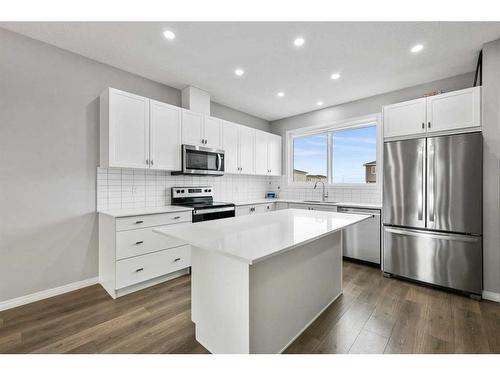 64 Corner Glen Link Ne, Calgary, AB - Indoor Photo Showing Kitchen With Upgraded Kitchen