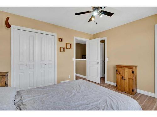 19 Tucker Circle, Okotoks, AB - Indoor Photo Showing Bedroom