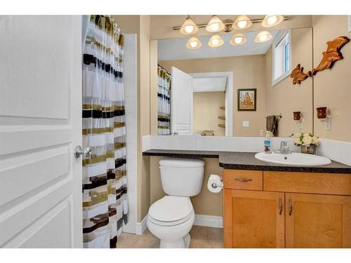 19 Tucker Circle, Okotoks, AB - Indoor Photo Showing Bathroom