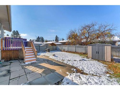 352 Lysander Place Se, Calgary, AB - Outdoor