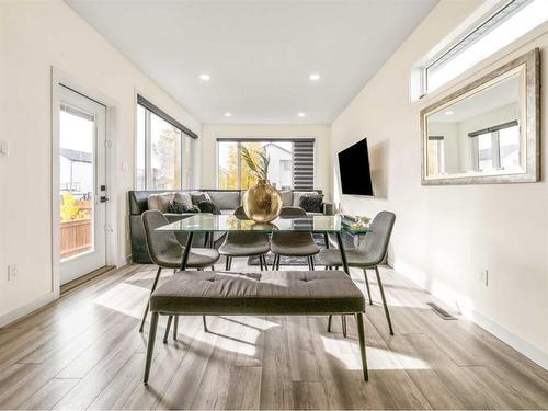 2700 46 Street South, Lethbridge, AB - Indoor Photo Showing Dining Room